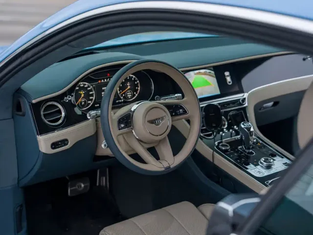 Bentley Continental — Фото автомобиля 6