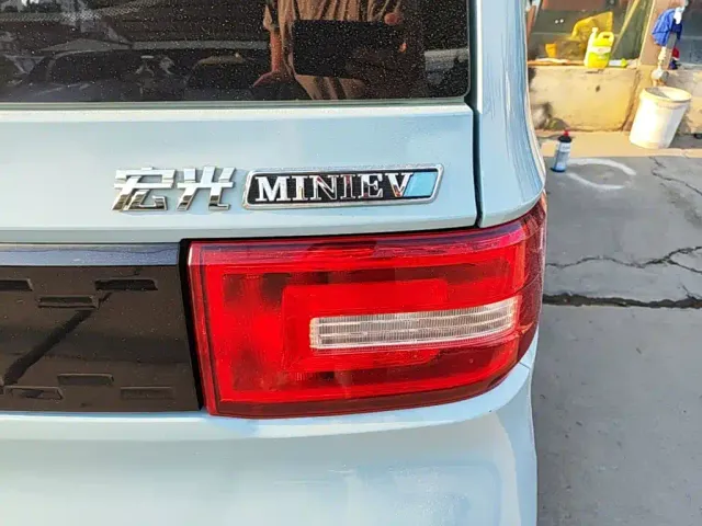 Wuling Hongguang Mini EV — Фото автомобиля 7