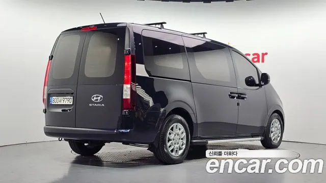 Hyundai Staria — Фото автомобиля 2