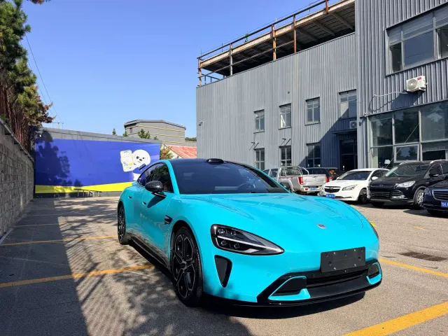 Xiaomi SU7 — Фото автомобиля 3