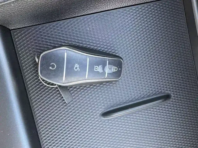 BYD Seal 05 DM-i — Фото автомобиля 8