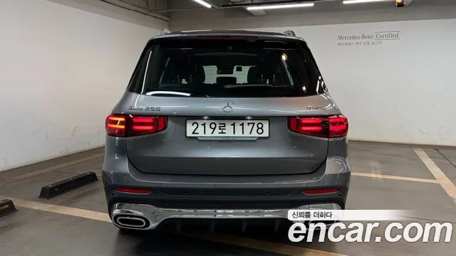 Mercedes-Benz GLB-Class — Фото автомобиля 4