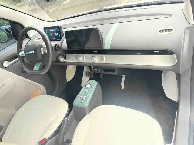Changan Lumin — Фото автомобиля 9