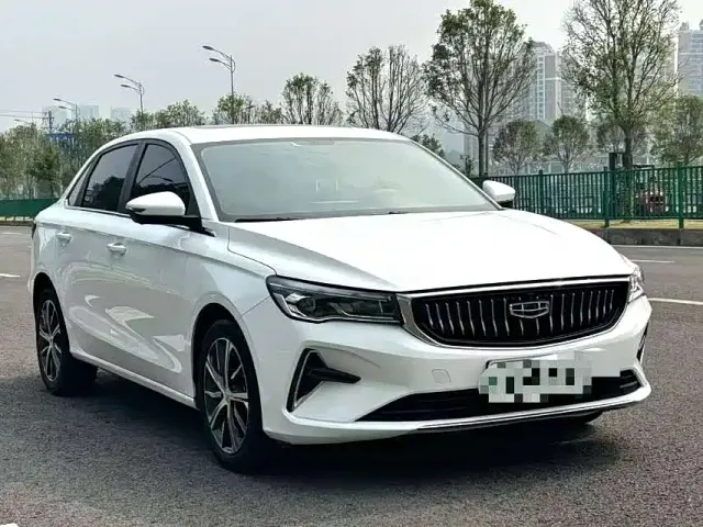 Geely Emgrand — Фото автомобиля 3