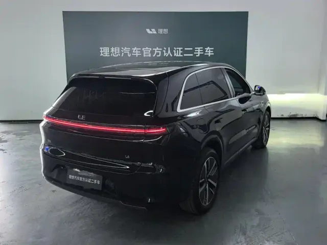 Li Auto L6 — Фото автомобиля 3