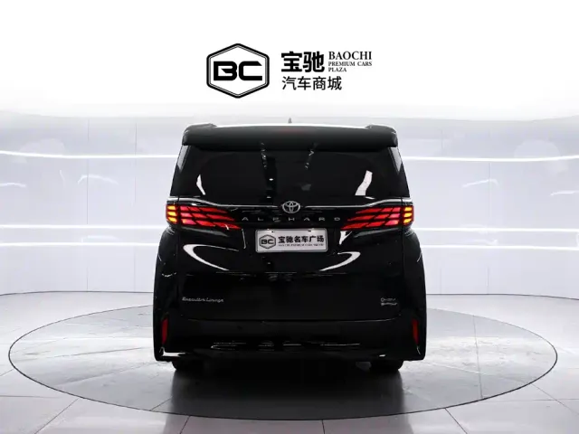 Toyota Alphard — Фото автомобиля 4