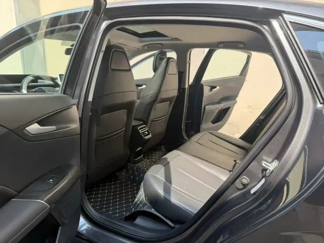 Changan Eado — Фото автомобиля 6