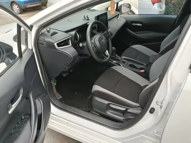 Toyota Corolla — Фото автомобиля 4