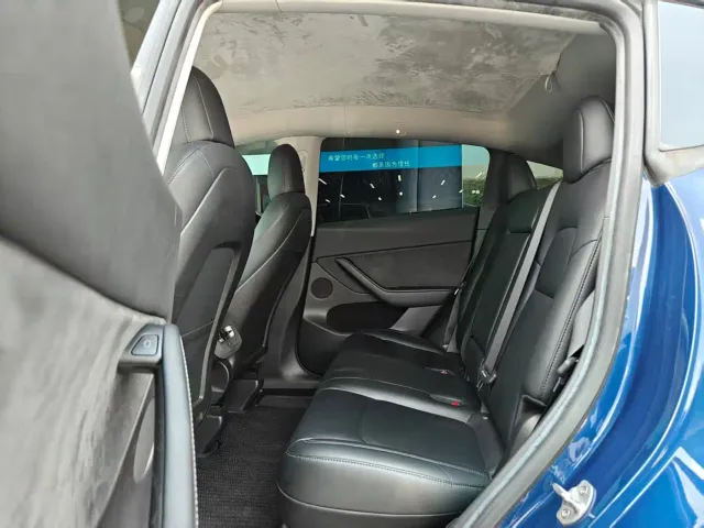 Tesla Model Y — Фото автомобиля 7