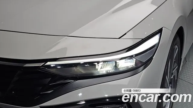 Hyundai AVANTE Новый Avante (CN7) — Фото автомобиля 21