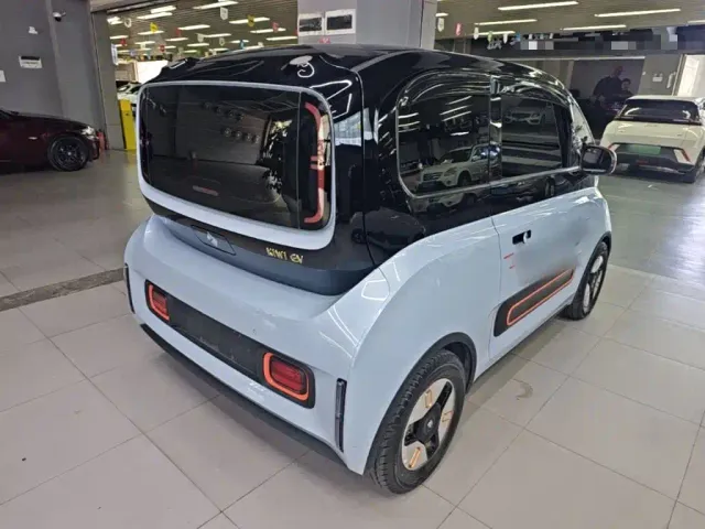 Baojun KiWi EV — Фото автомобиля 6