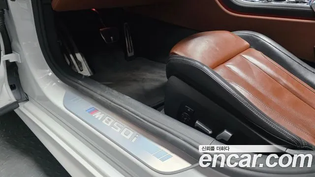 BMW 8-Series — Фото автомобиля 23