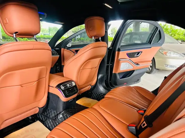 Mercedes-Benz S-Class — Фото автомобиля 15