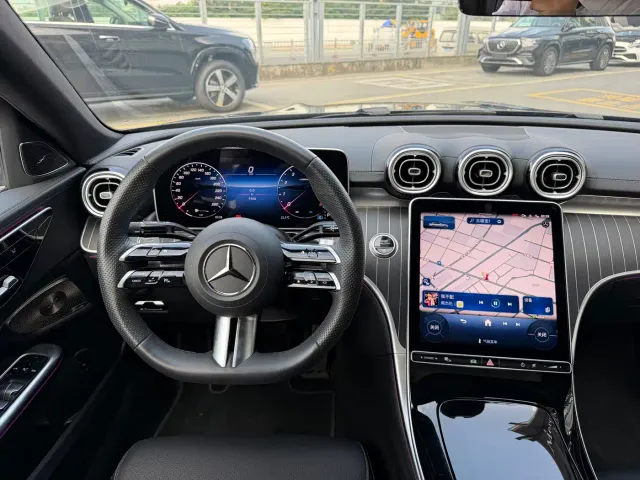 Mercedes-Benz C-Class — Фото автомобиля 24