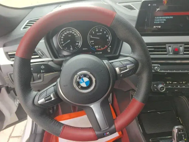 BMW X2 — Фото автомобиля 2