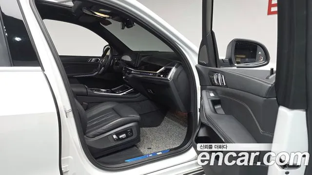 BMW X7 G07 — Фото автомобиля 16