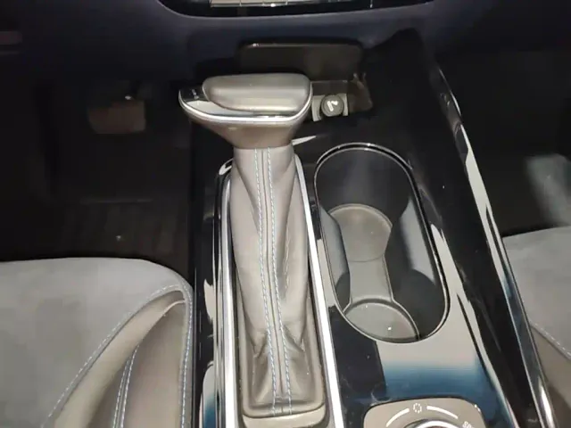 Buick Velite 6 — Фото автомобиля 13