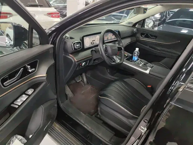 Chery Tiggo 9 — Фото автомобиля 11