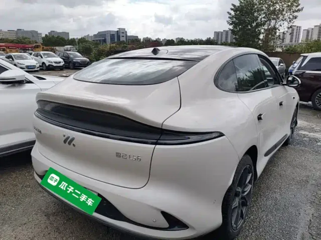 IM Motors LS6 — Фото автомобиля 6