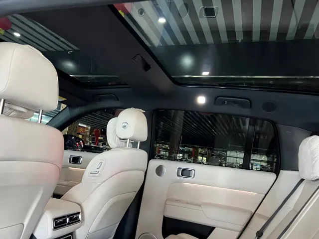 Li Auto L7 — Фото автомобиля 9