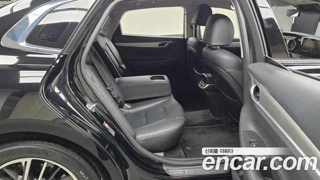 Hyundai Grandeur New — Фото автомобиля 17