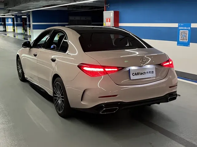Mercedes-Benz C-Class — Фото автомобиля 16