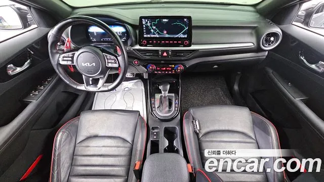 Kia K3 Новый K3 2 поколение 1.6 Turbo GT 5 дверей — Фото автомобиля 7