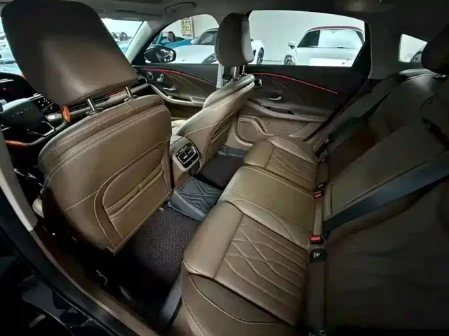 Chery Arrizo 8 — Фото автомобиля 8