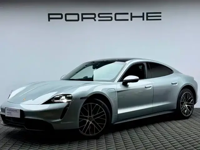 Фотография автомобиля — Porsche Taycan