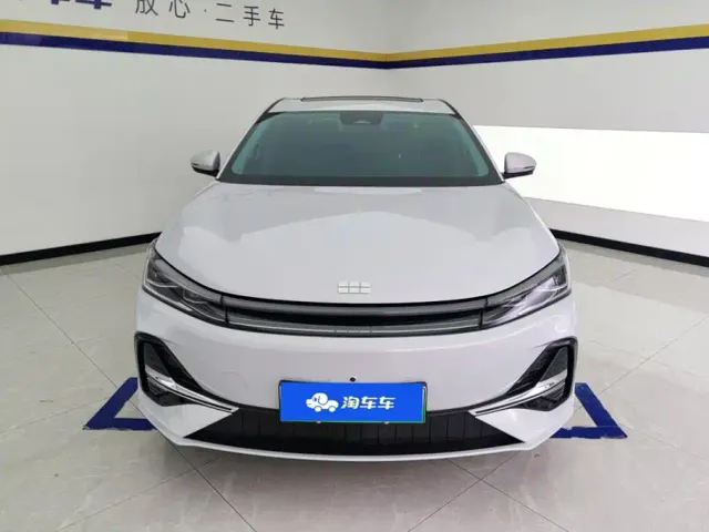 Geely Galaxy A7 — Фото автомобиля 2