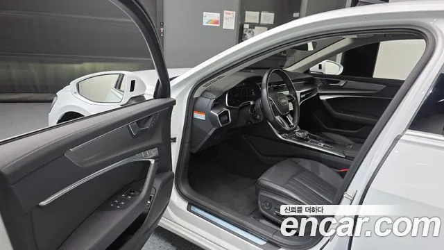 Audi A6 C8 — Фото автомобиля 10
