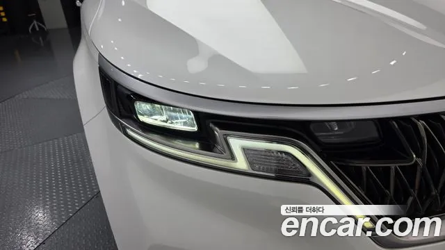Kia Canival Carnival 4 поколение 9 мест Prestige — Фото автомобиля 19