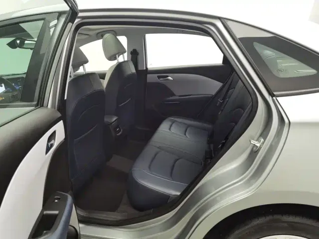 Chevrolet Monza — Фото автомобиля 15