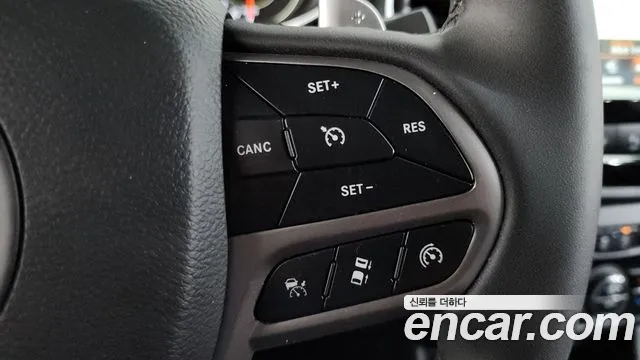 Jeep Cherokee Cherokee(KL) 2.4 Limited 2WD — Фото автомобиля 13
