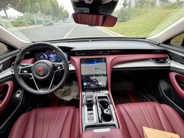 Hongqi H5 — Фото автомобиля 6
