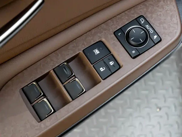 Lexus ES — Фото автомобиля 15
