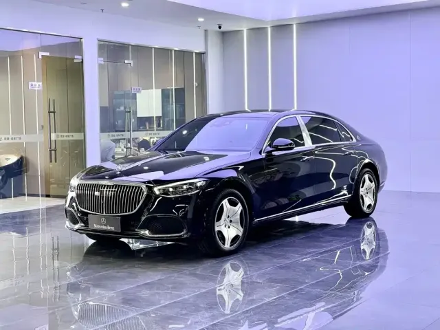 Фотография автомобиля — Mercedes-Benz Maybach S-Class