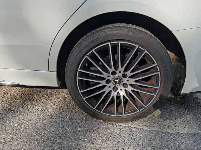 Mercedes-Benz C-Class — Фото автомобиля 8