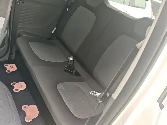 Wuling Hongguang Mini EV — Фото автомобиля 16