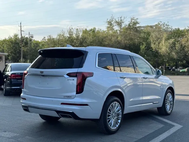 Cadillac XT6 — Фото автомобиля 13