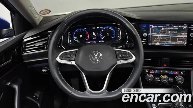 Volkswagen Jetta — Фото автомобиля 13