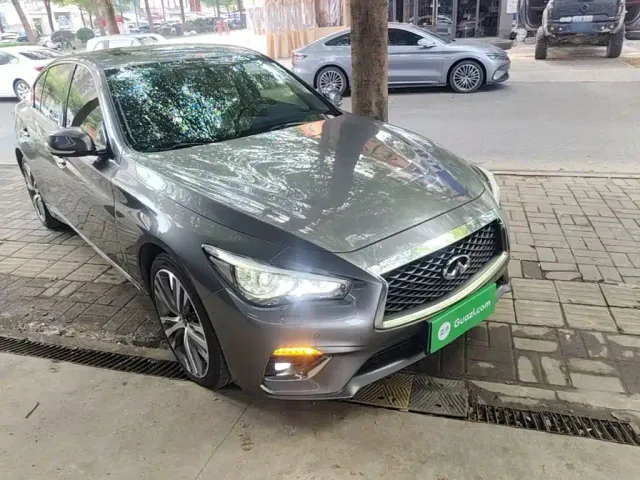 Infiniti Q50L — Фото автомобиля 3