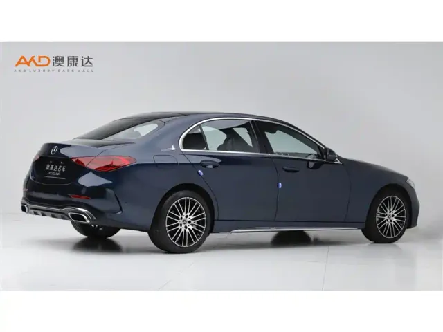 Mercedes-Benz C-Class — Фото автомобиля 3