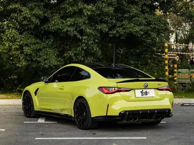 BMW M4 — Фото автомобиля 5