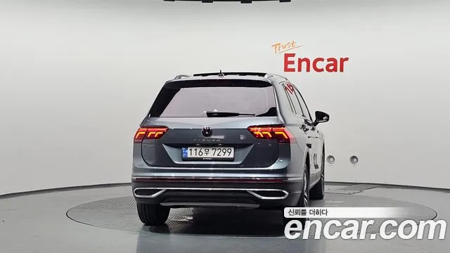 Volkswagen Tiguan — Фото автомобиля 4