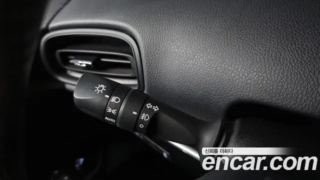 Toyota Prius — Фото автомобиля 8