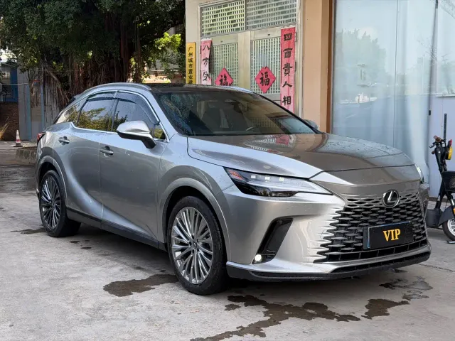Lexus RX — Фото автомобиля 3