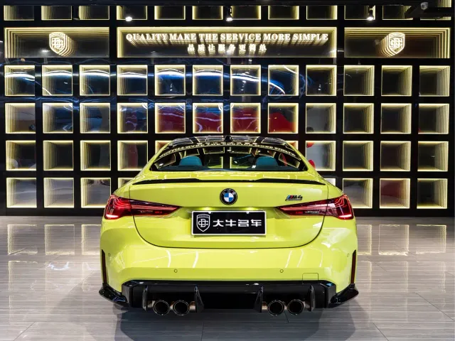 BMW M4 — Фото автомобиля 5