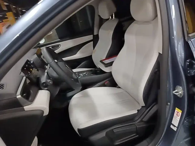 BYD Seal 05 DM-i — Фото автомобиля 14