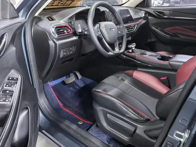 Changan Oushang X5 — Фото автомобиля 7